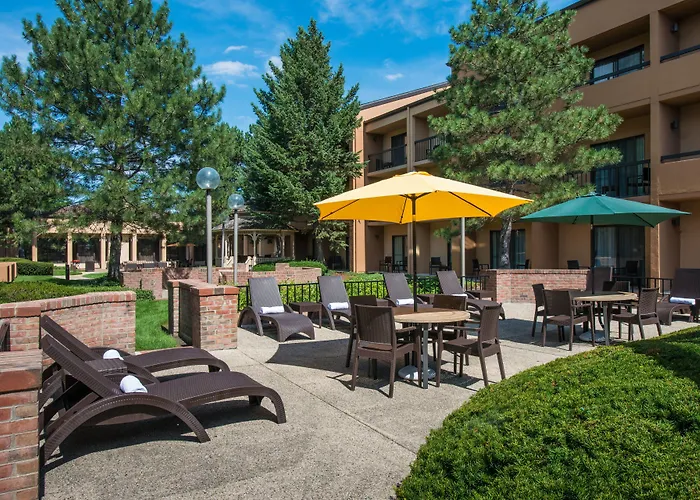 Courtyard Chicago Wood Dale / Itasca