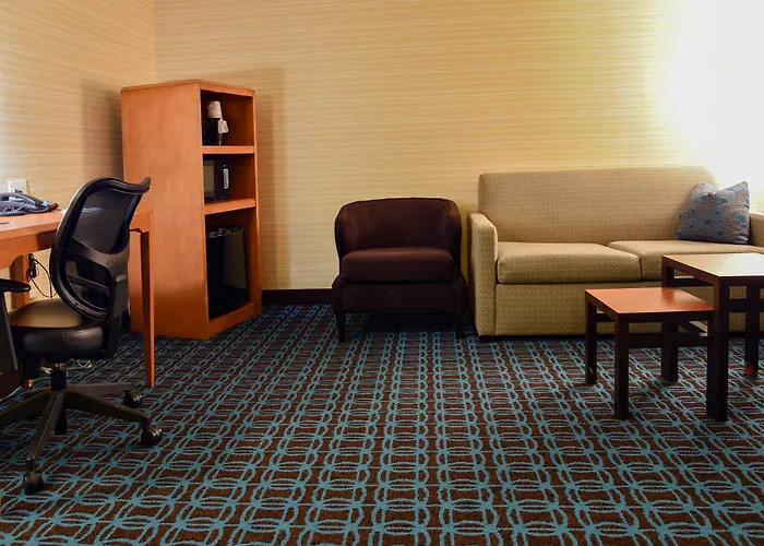 Fairfield Inn Hartford Airport