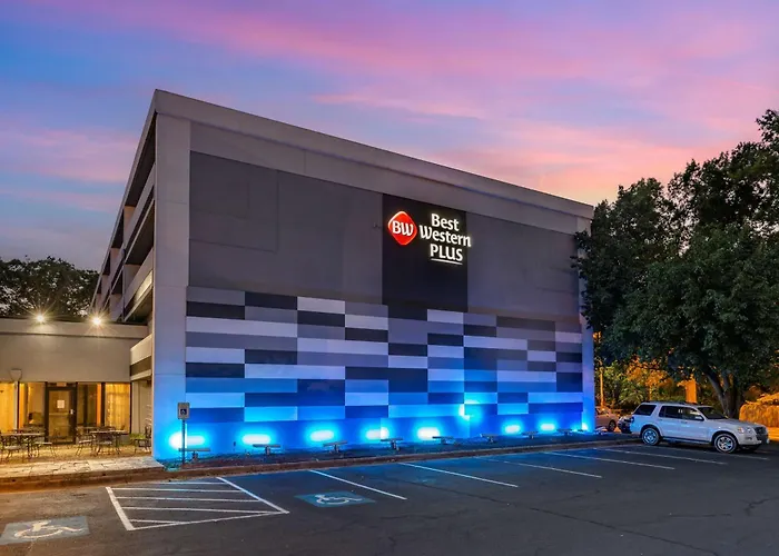 Best Western Plus University Inn Winston-Salem