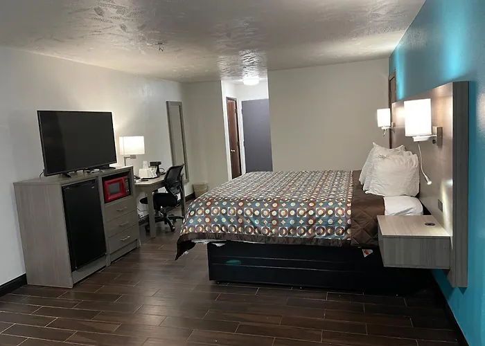 Baymont By Wyndham Bellevue - Omaha