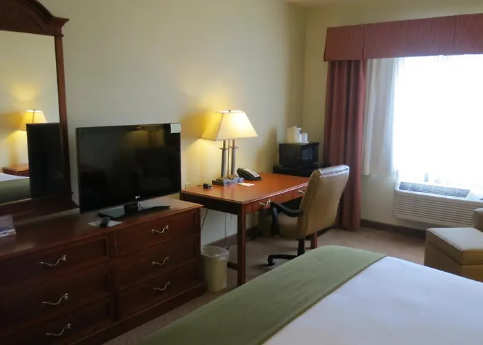 Baymont Inn & Suites By Wyndham Holbrook