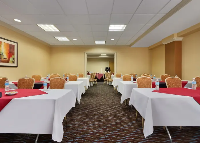 Comfort Inn & Suites Glen Mills - West Chester