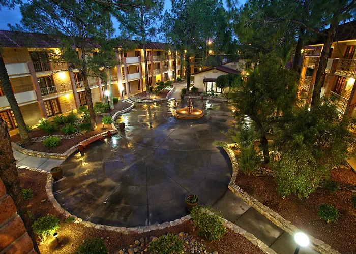 Doubletree Suites By Hilton Tucson Airport