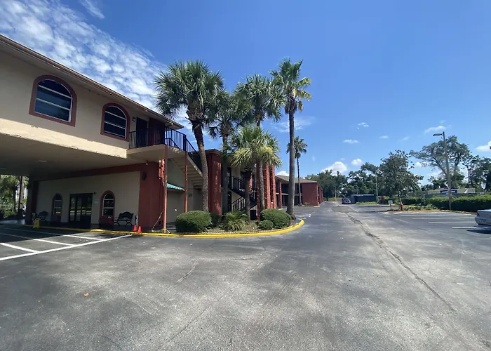 Quality Inn & Suites Orlando Airport