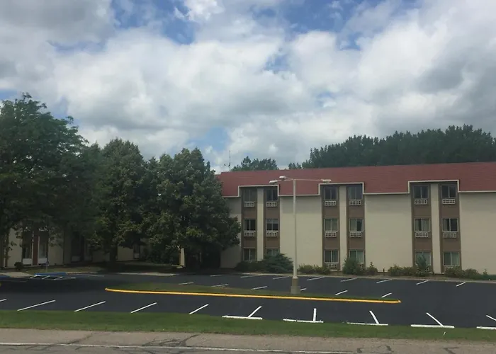 Albert Lea Inn And Suites