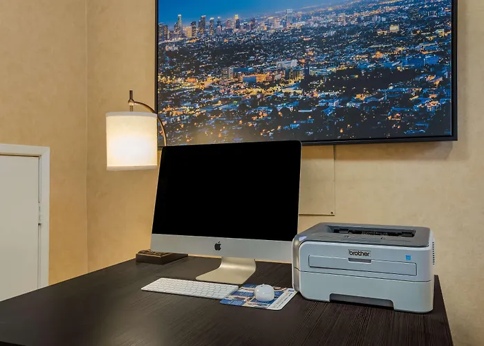 Best Western Diamond Bar Hotel & Suites