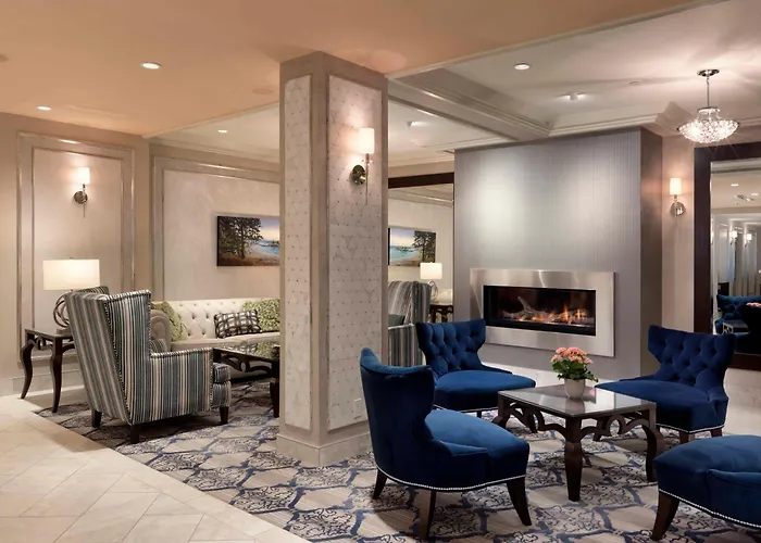Chateau Victoria Hotel&Suites