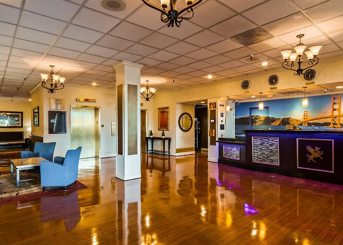 Best Western Plus Grosvenor Airport Hotel