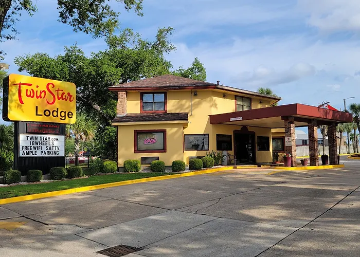 Twin Star Lodge