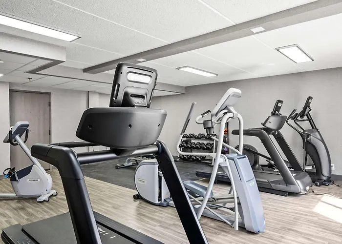 Hampton Inn Cleveland-Westlake