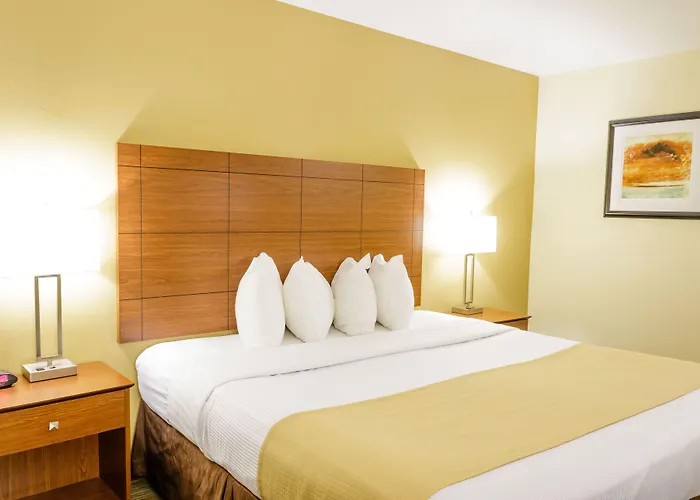 Best Western Kiva Inn