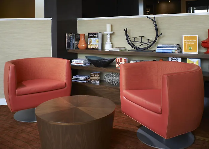 Courtyard By Marriott Detroit Troy