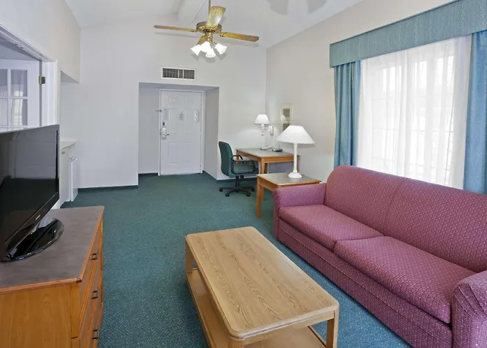 La Quinta Inn By Wyndham Omaha West