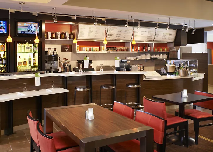 Courtyard By Marriott Detroit Troy