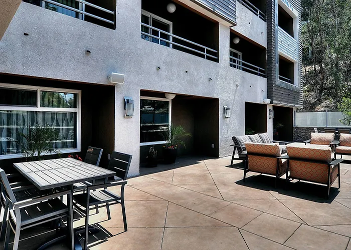 Fairfield Inn & Suites By Marriott Los Angeles Rosemead