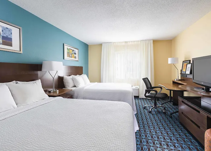 Fairfield Inn & Suites Holland
