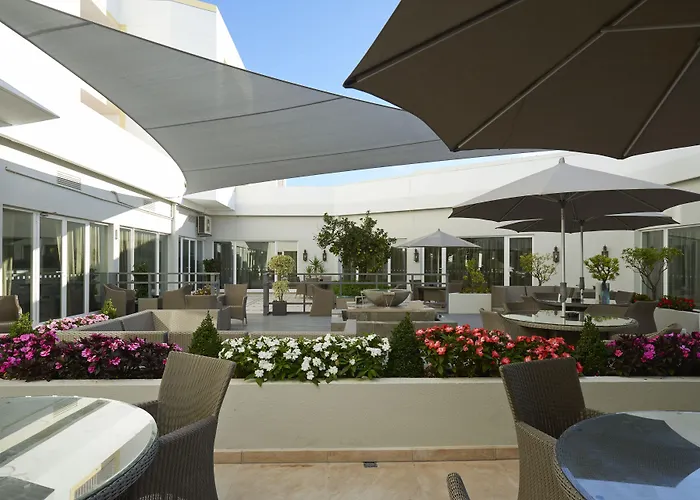 Dona Filipa Hotel