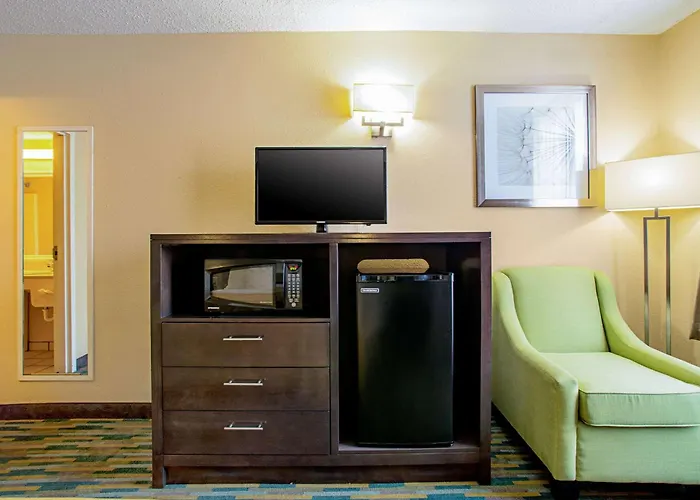 Quality Inn Near Six Flags St. Louis