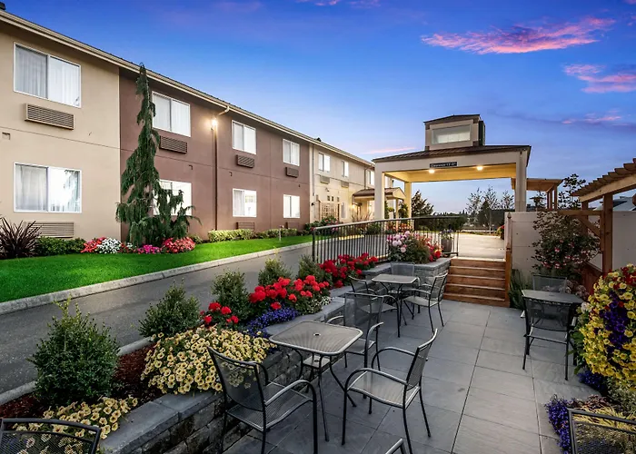 Red Lion Inn & Suites Sequim At Olympic National Park