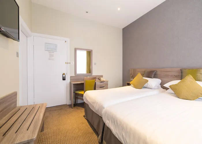 Phoenix Hotel