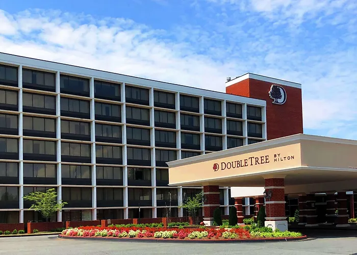 Doubletree By Hilton Charlottesville