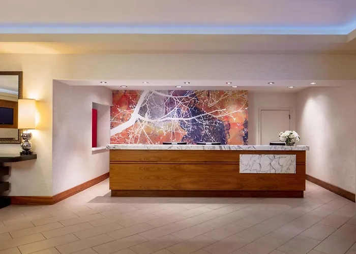 Doubletree Suites By Hilton Minneapolis Downtown