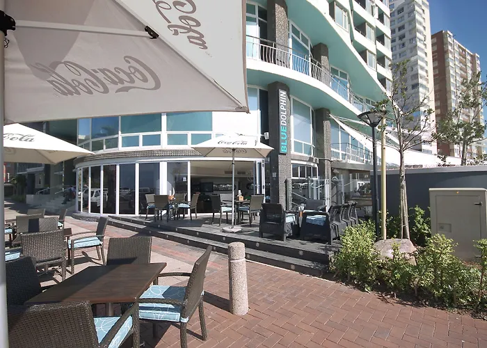 Blue Waters Hotel