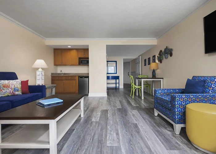 Pismo Lighthouse Suites