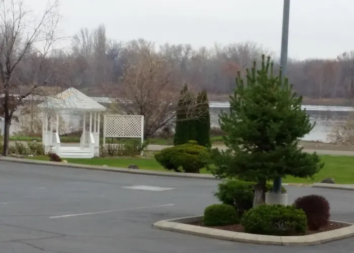 Richland Riverfront Hotel, An Ascend Collection Hotel