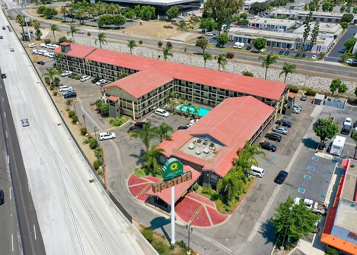 La Quinta Inn By Wyndham Costa Mesa Orange County