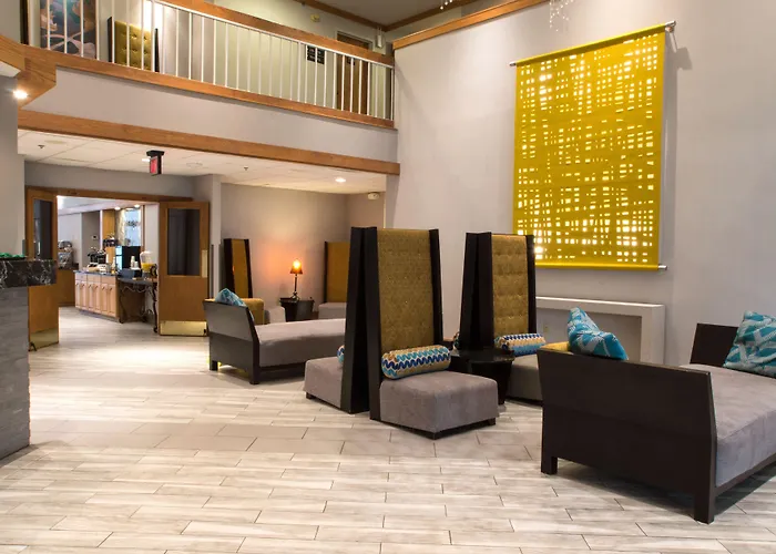 Greenstay Hotel & Suites Central