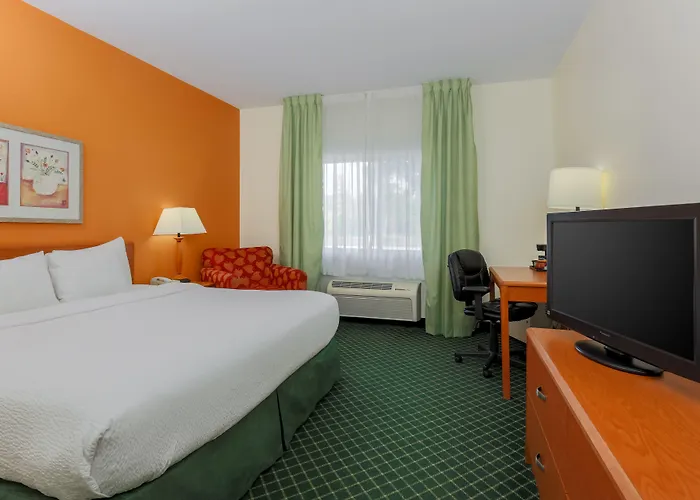 Best Western Plus Paper Valley Hotel