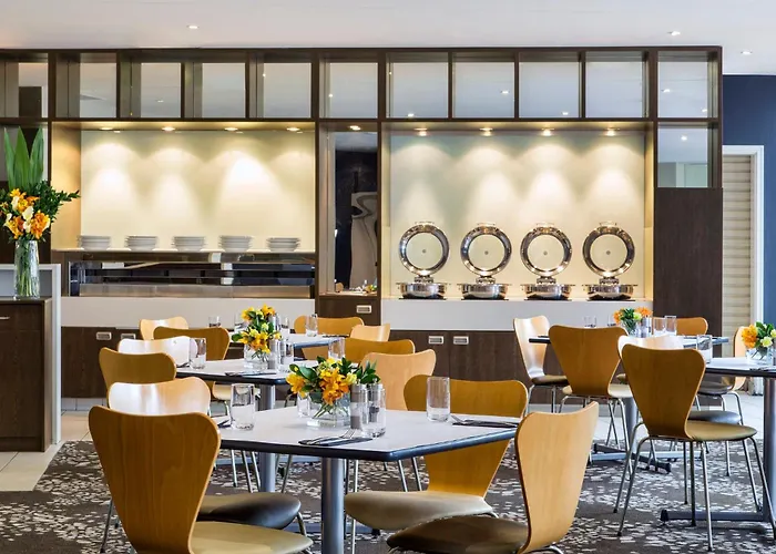 Holiday Inn Melbourne Airport By Ihg