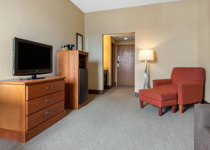 Quality Inn & Suites Mansfield