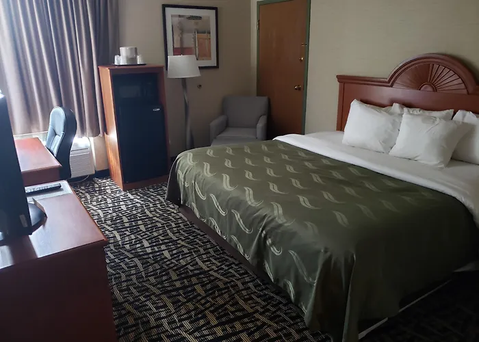 Quality Inn & Suites Mansfield
