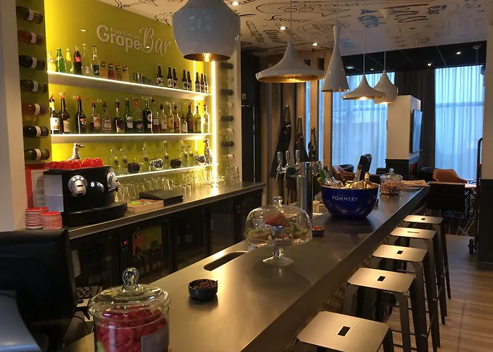 B&B Hotel Orleans Centre Foch