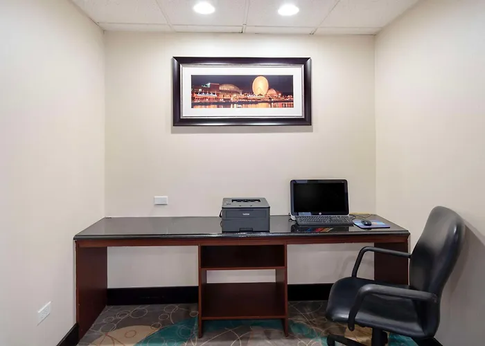 Best Western Plus Chicagoland - Countryside