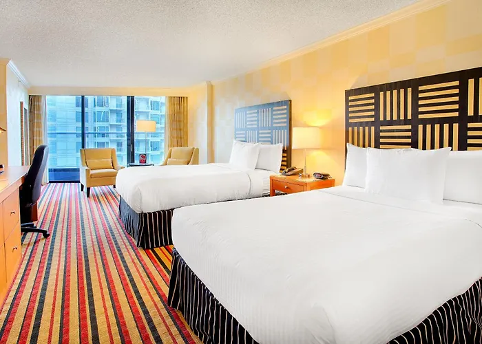 Pinnacle Hotel Harbourfront