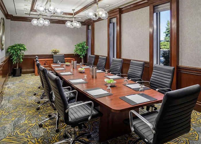 Doubletree By Hilton Hotel Denver