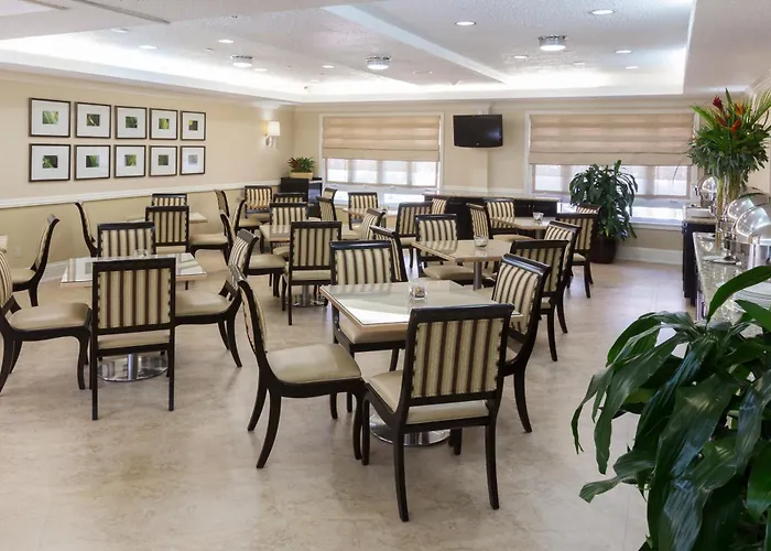 Comfort Suites Paradise Island