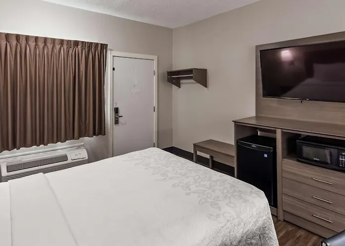 Surestay Hotel By Best Western Findlay