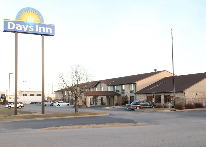 Days Inn By Wyndham Black River Falls - Access To Atv Trail
