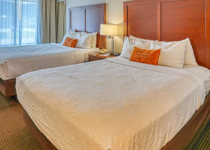 Yellowstone River Inn & Suites