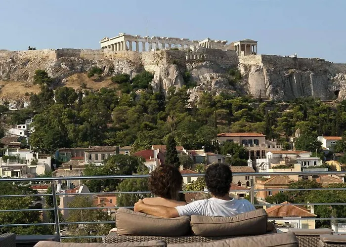 Plaka Hotel