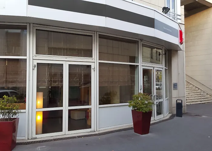 B&B Hotel Reims Centre Erlon