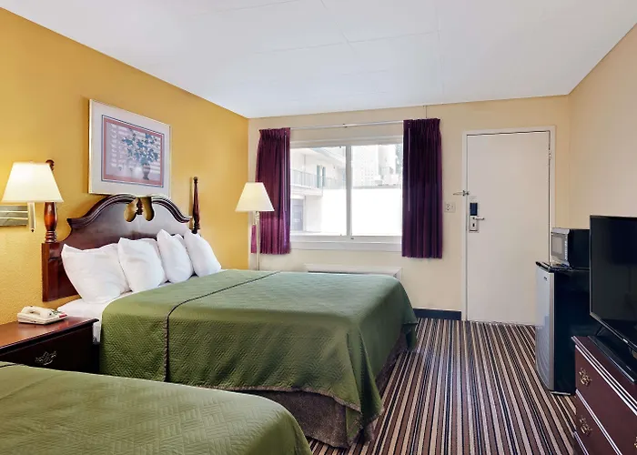 Travelodge By Wyndham Chambersburg