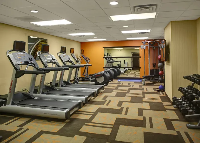 Courtyard By Marriott Columbus Downtown