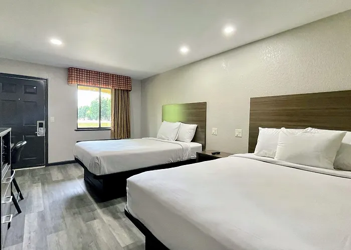 Days Inn By Wyndham Bloomington