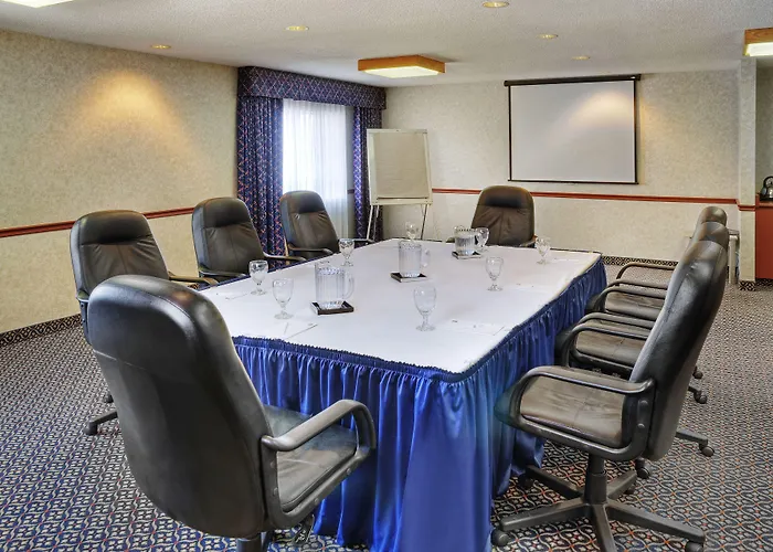 Comfort Suites