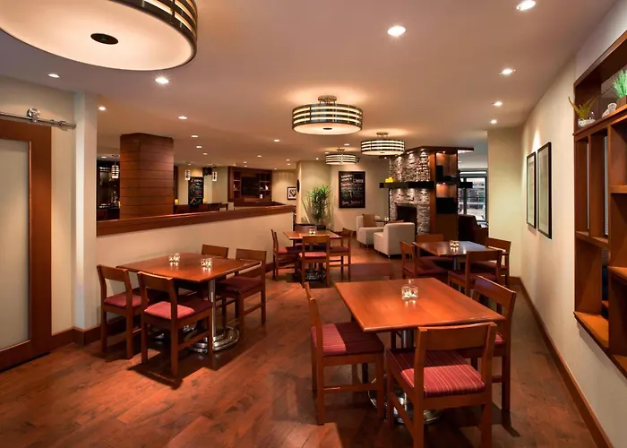 Four Points By Sheraton Hotel & Conference Centre Gatineau-Ottawa